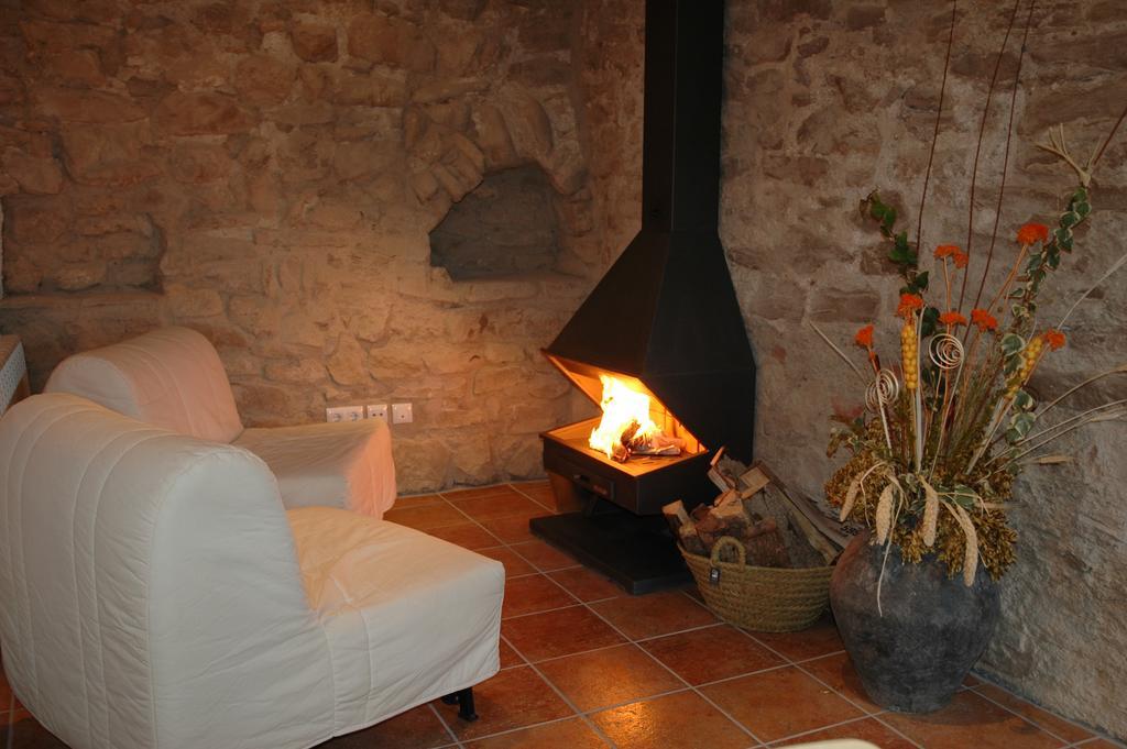 Casa Con Chimenea Y Vista Al Valle - Cal Valeriet Montsonis Экстерьер фото